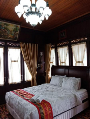 Townhouse Oak Grand Malaka Ethical Hotel